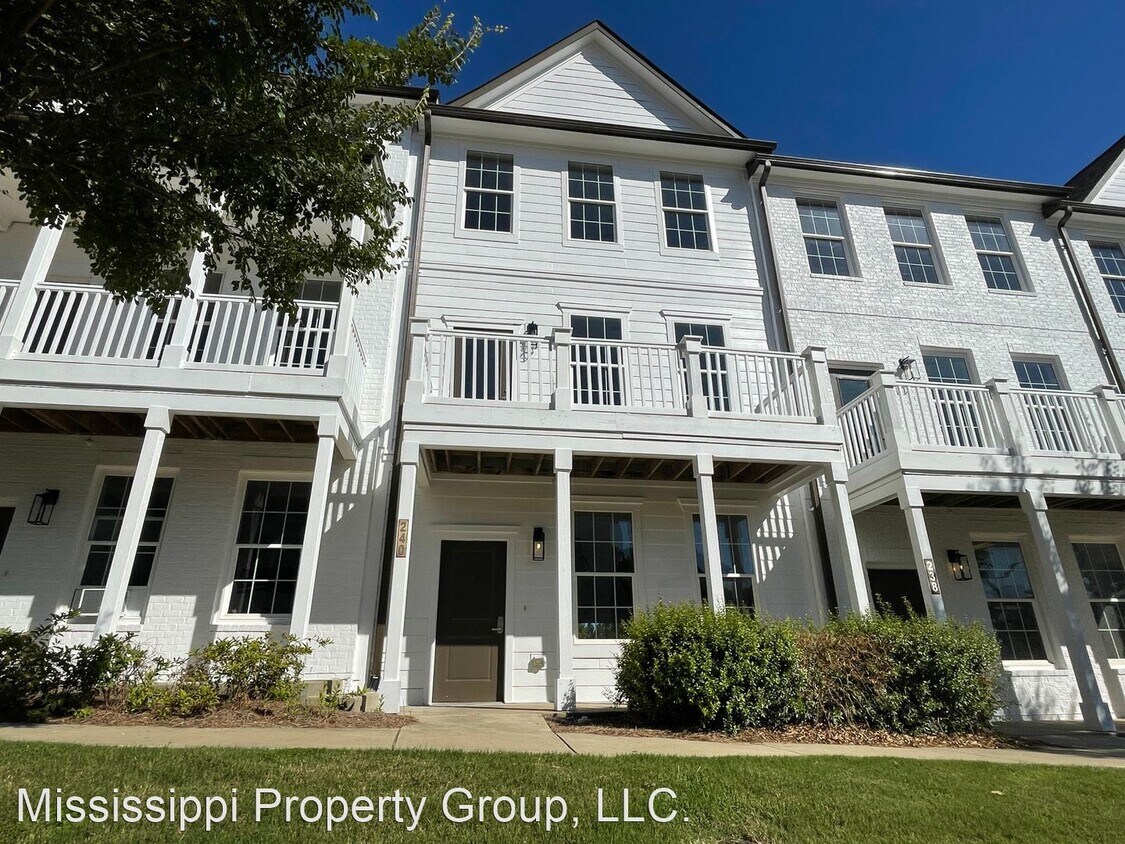Primary Photo - 3 br, 3 bath House - 240 Town Center Drive