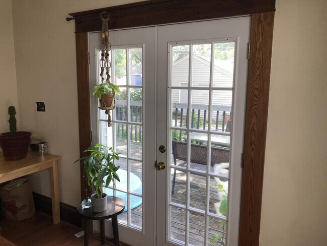 Building Photo - 1316 Marshall Avenue