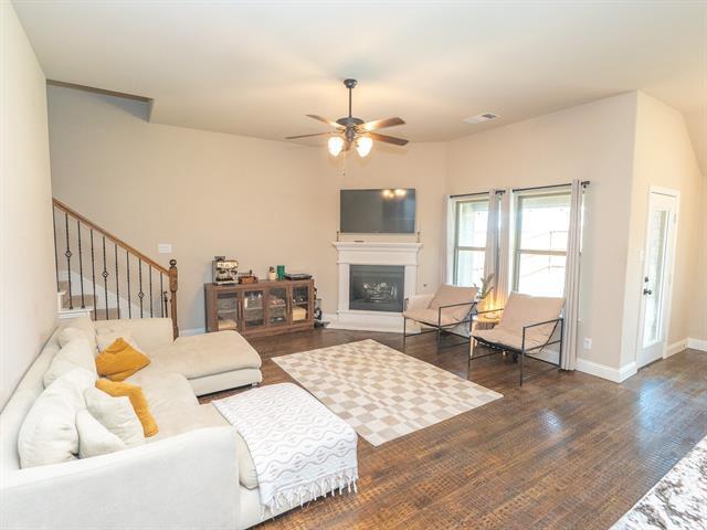 Foto del edificio - 216 Nathan Dr