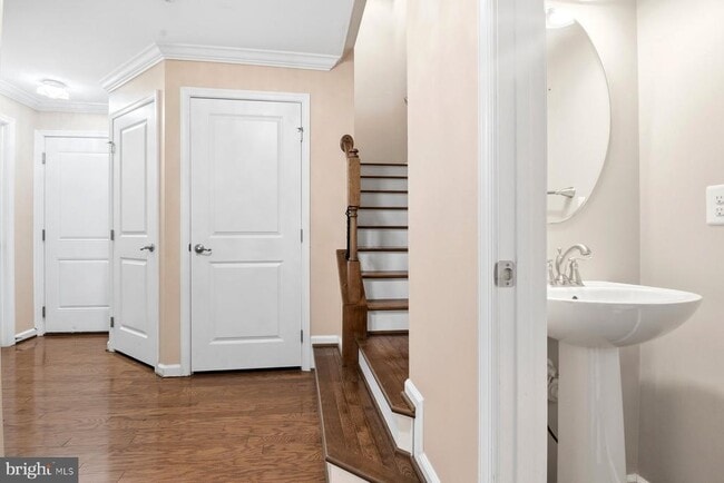 Foto del edificio - 7855 Port Capital Dr