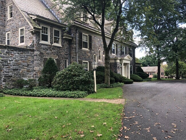 Foto del edificio - 607 S Trent Ave