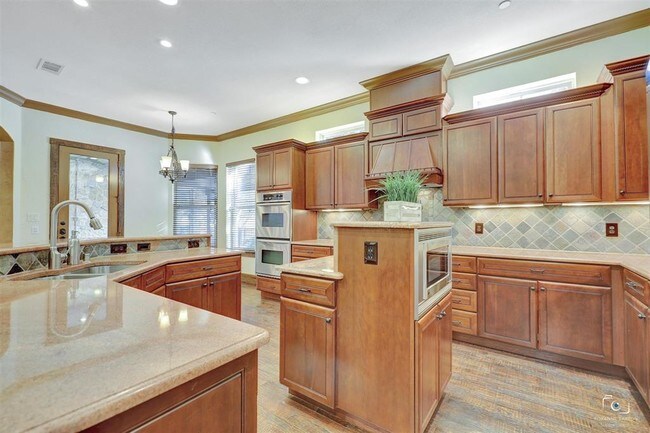 Building Photo - 5229 Fort Buckner Dr