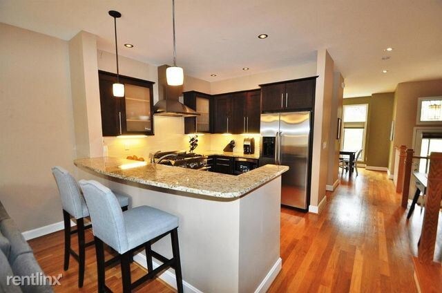 Building Photo - 2 br, 2 bath  - 752 Delta Ave # 11