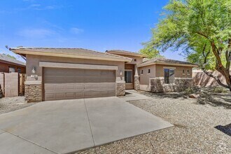 Building Photo - 8962 W Grovers Ave