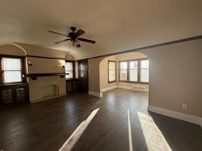 Building Photo - 2860 N 47th St