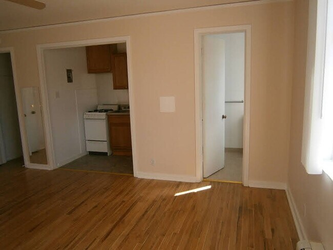 Foto del edificio - Affordable Studio Apartments in Los Alamos...