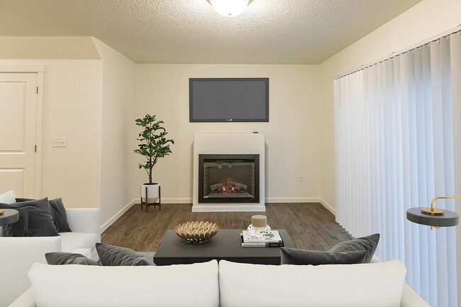 Building Photo - Fairview Court Townhomes