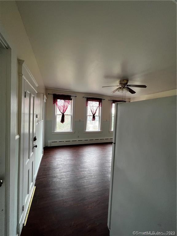 69 Seymour St Unit 1, Waterbury, CT 06708 Room for Rent in Waterbury, CT