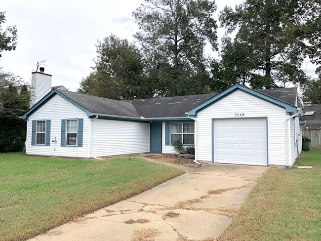 Building Photo - BEAUTIFUL 3 BED/2BATH IN FOX CHASE!