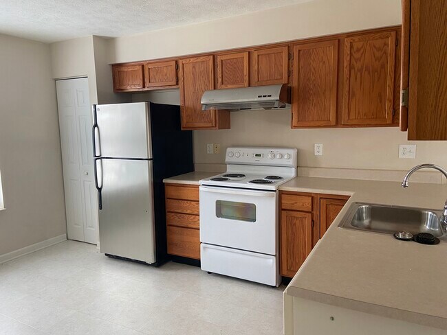 Foto del edificio - 6438 Lindsey Ln