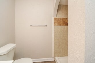 Building Photo - 16835 Grampin Dr