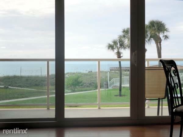 Building Photo - 880 Mandalay Ave