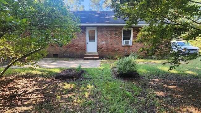 Building Photo - 13260 Depot Rd