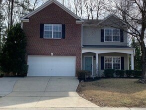 Building Photo - 213 Carolina Town Ln