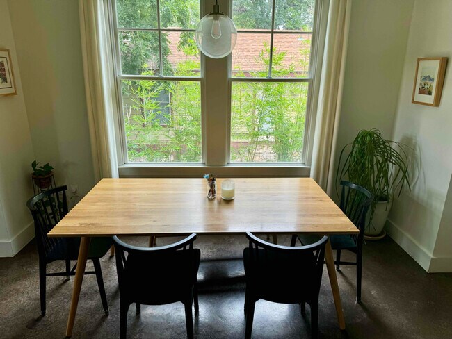 Foto del edificio - 2014 E 11th St