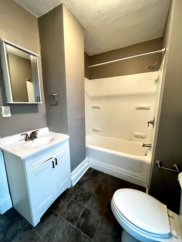 Foto del edificio - 445 N 25th St