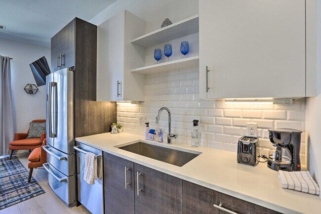 Foto del edificio - 2530 Lawrence St