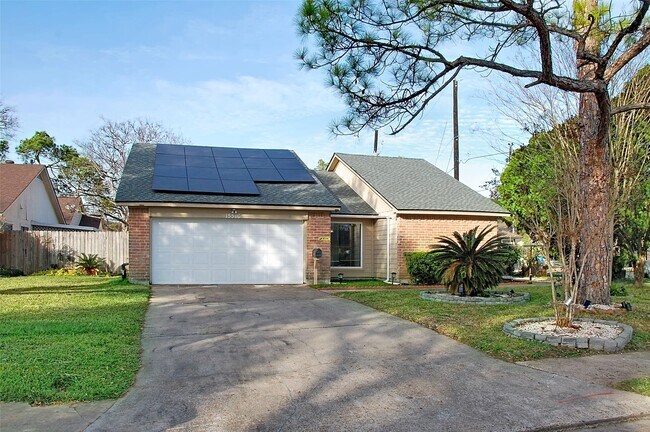 Foto del edificio - 15510 W Barbara Cir