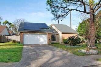 Building Photo - 15510 W Barbara Cir