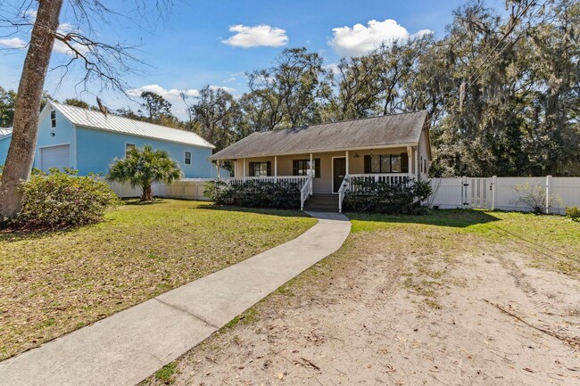 Building Photo - Amelia Island Cottage