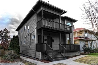 Building Photo - 1906 3rd Ave W