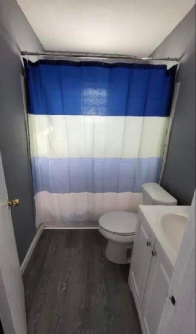 Building Photo - 342 NW 5th Ave