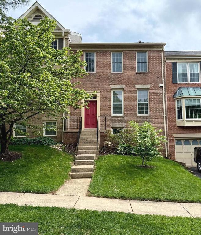 Building Photo - 4105 Meadow Field Ct