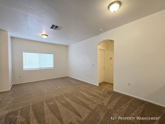 Building Photo - 6320 Desert Leaf St