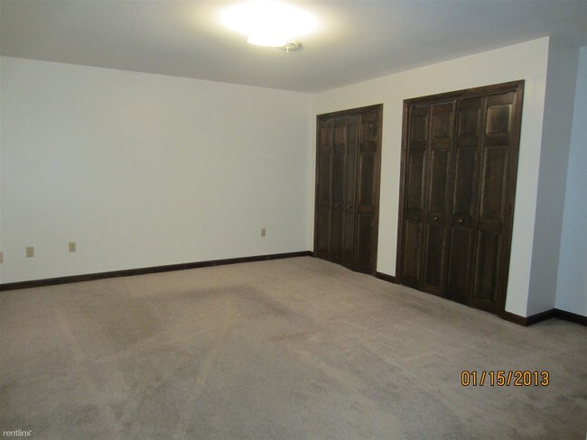Building Photo - 622 N Garfield Ave