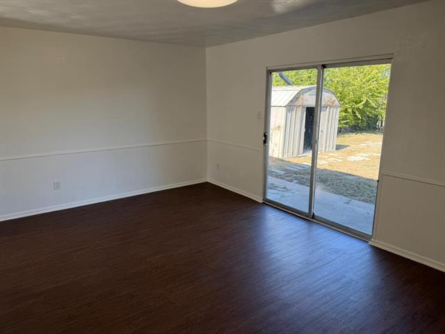 Foto del edificio - 2422 Lagoon Dr