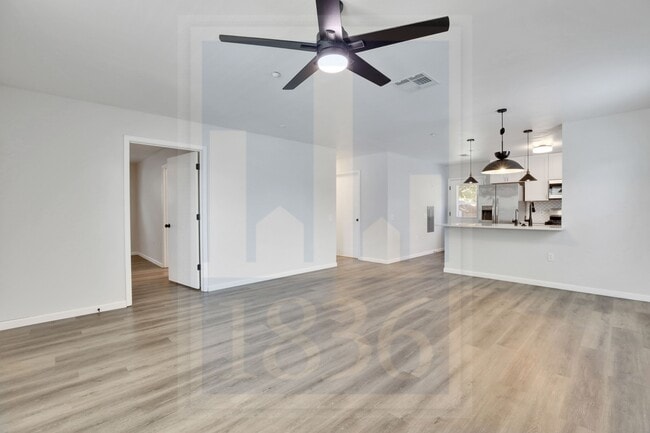 Building Photo - 4500 Acers Ln