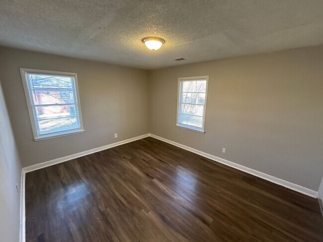 Foto del edificio - 3350 Ashland St