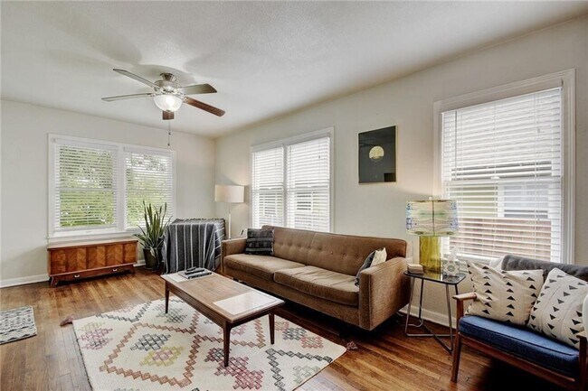 Foto del edificio - 2409 Durwood St