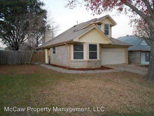 Primary Photo - 10020 Leatherwood Dr