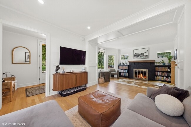 Foto del edificio - 146 E Maple St