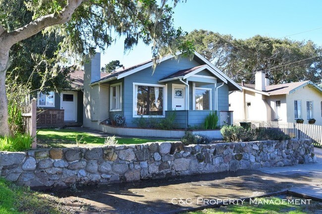 Building Photo - Pet Friendly Three Bedroom Near DLI