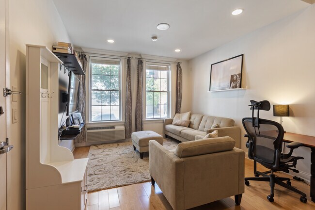 Foto del edificio - 102 Tidewater St