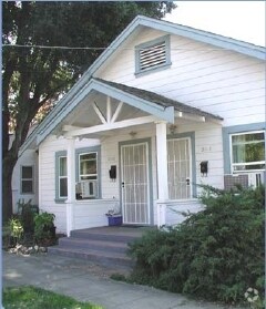 Building Photo - Martinez Triplex