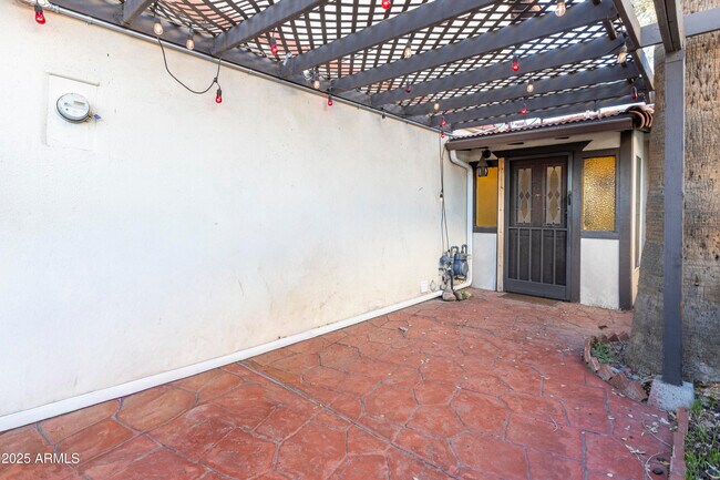 Foto del edificio - 922 W Mission Ln