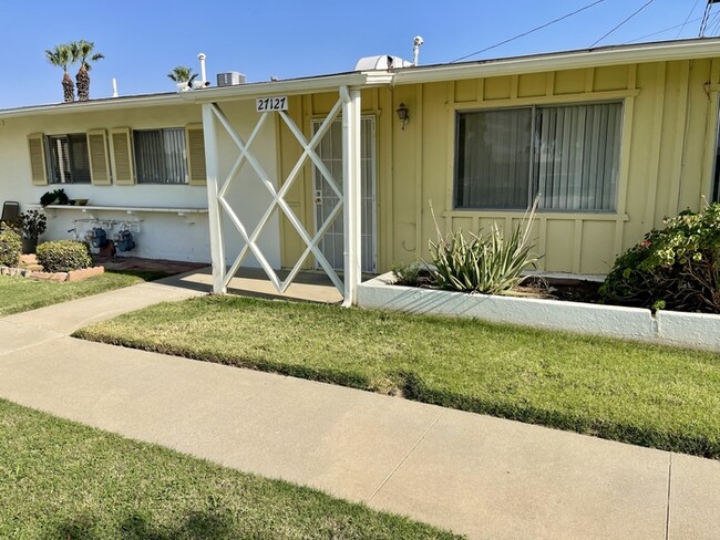 Building Photo - 27127 Sun City Blvd