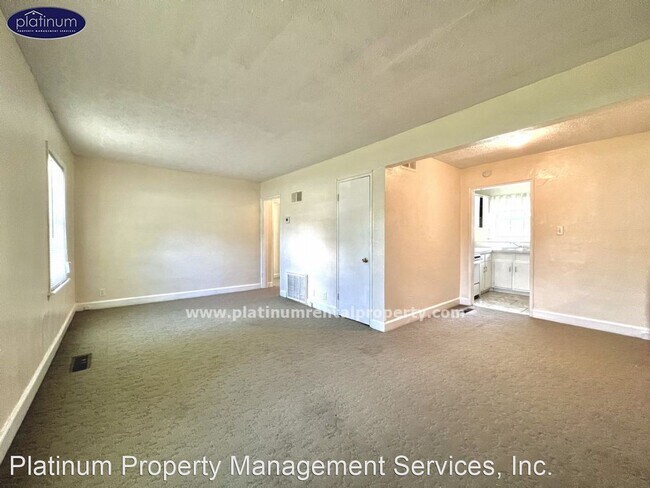 Building Photo - 2 br, 1 bath House - 5193 Ash Cir,  Unit A