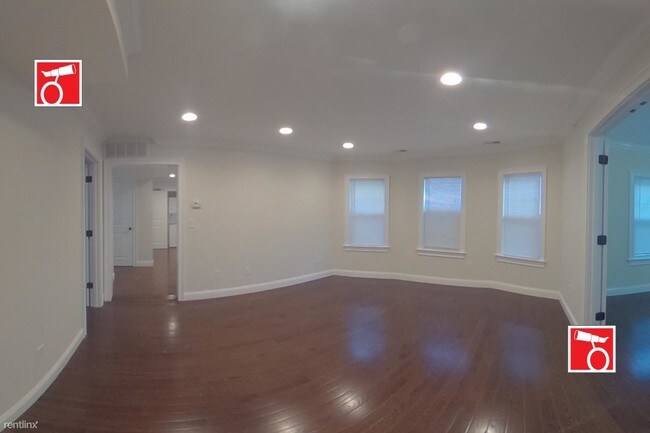 Building Photo - 88 Gilman St