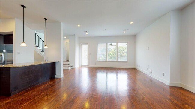 Building Photo - 3125 Arbor St