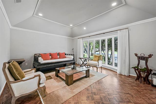 Foto del edificio - 6938 Pemberton Dr