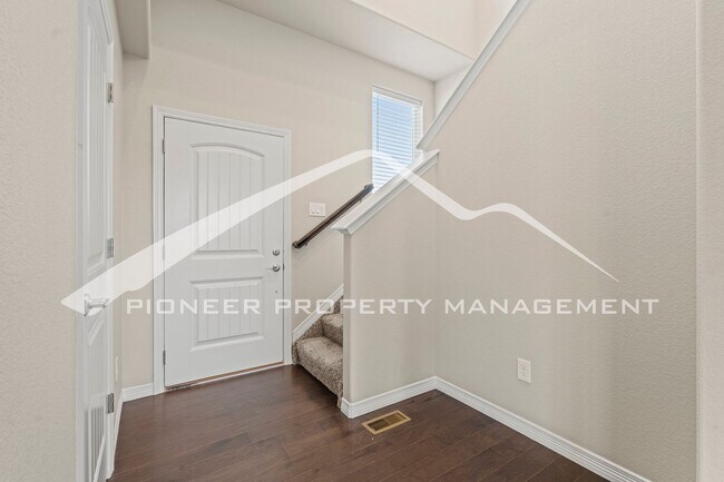 Foto del edificio - 3-Bedroom, 2.5 Bath Home in Desirable Lorson Ranch with 2 car garage, fenced yard and Air Conditi...