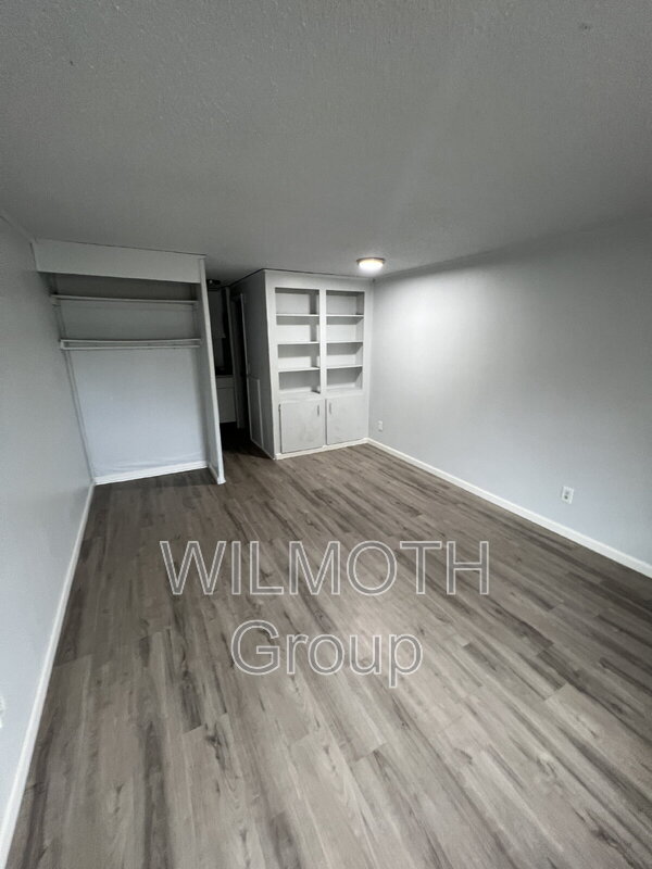 Foto del edificio - 2000 Indianapolis Rd