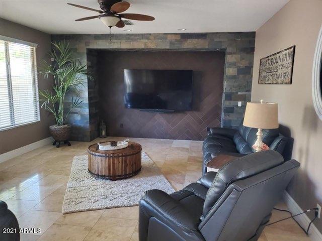 Foto del edificio - 14345 W Caribbean Ln