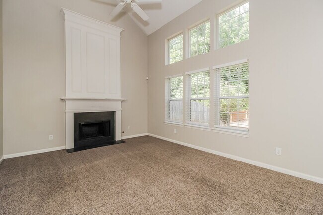 Foto del edificio - 1118 Carrington Pkwy