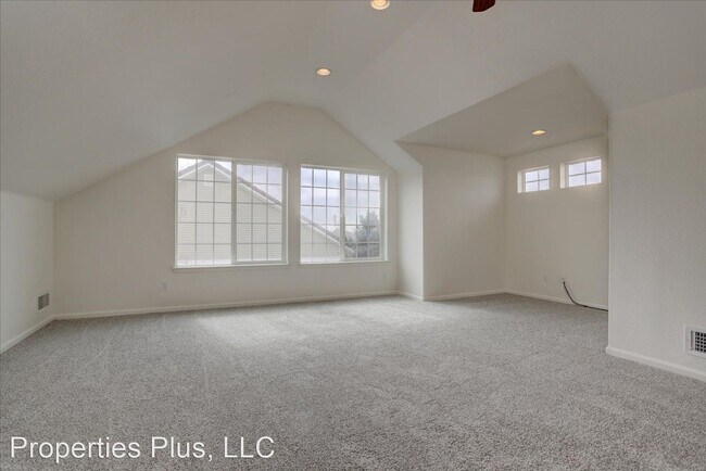 Foto del edificio - 4 br, 3.5 bath House - 6340 S Ouray St