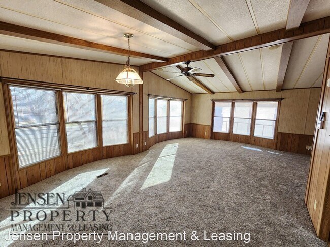 Foto del edificio - 2 br, 2 bath House - 269 North 2750 East